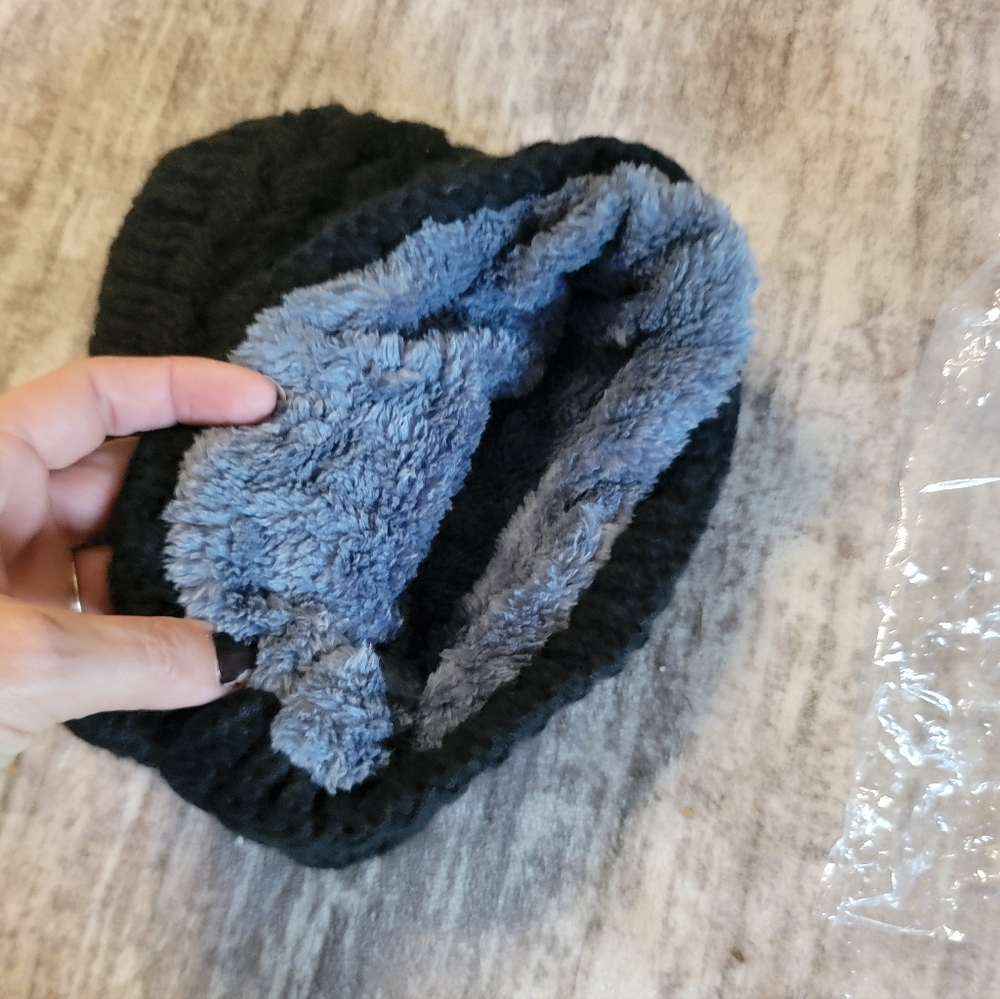 Black and Gray Knit Nwck Gaiter Mens Ski Accessories Winter Faux Fur Knitted New
